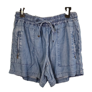 Max jeans shorts size 8/29 Nwt